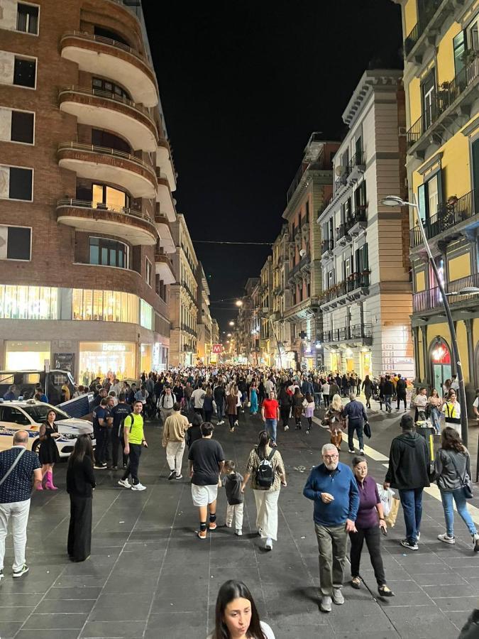 Core&Core Napoli Bagian luar foto